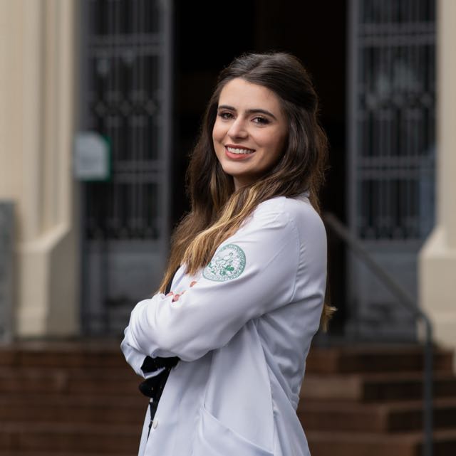 foto Perita Cirurgiã Dentista Em Osasco (SP) | Carolina Carreira Coelho Santos | M Perícias